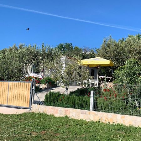 קסאמיל Villas Ermali מראה חיצוני תמונה